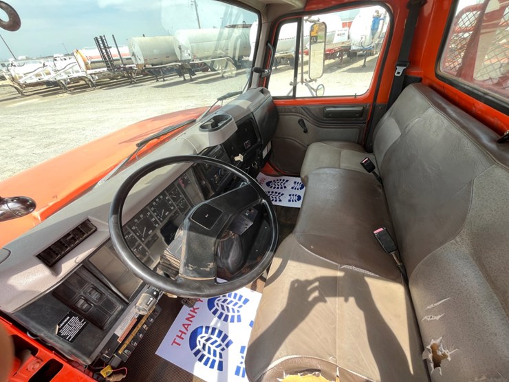 1999-international-4900-image-14