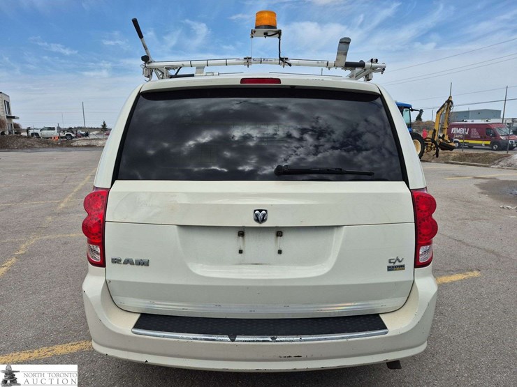 2012-ram-c/v-image-6