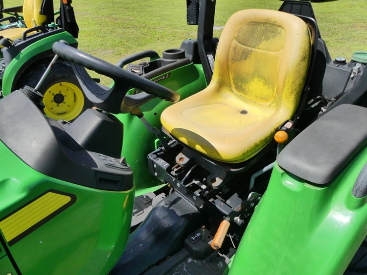 john-deere-3025e-image-10