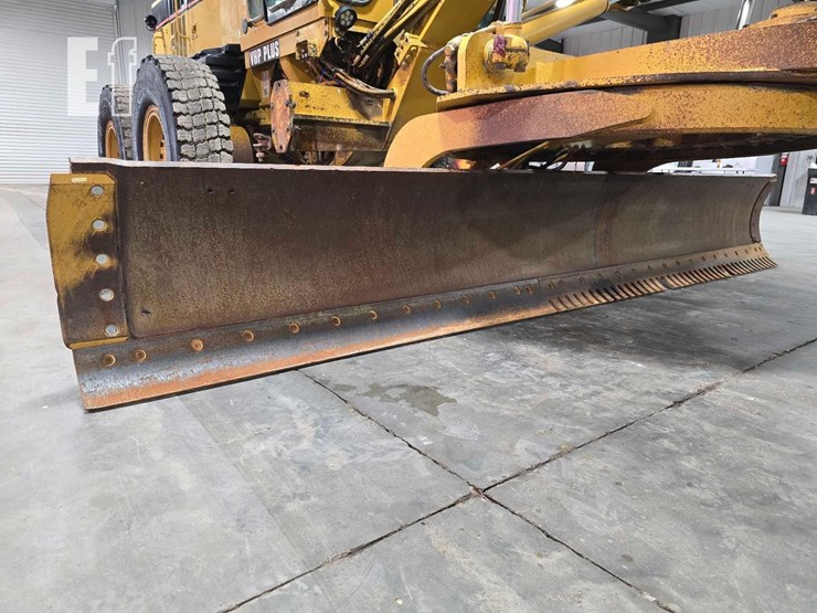 2006-caterpillar-143h-image-10