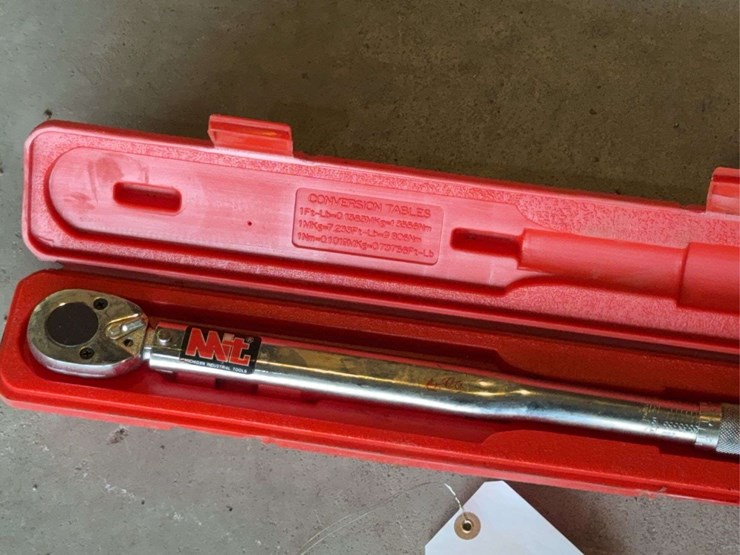 mti-torque-wrench-with-case-image-2