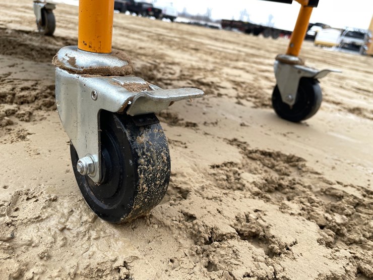 #3950-•-rolling-metal-carts-image-6