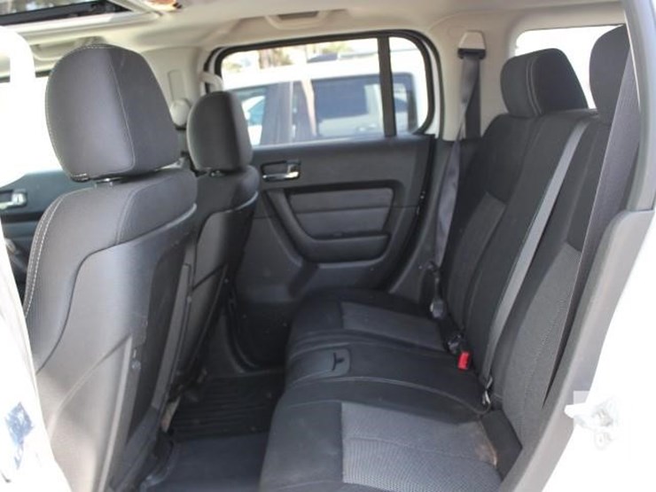 2009-hummer-h3-image-7