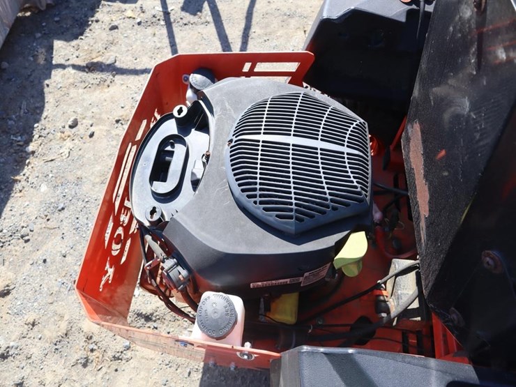 bad-boy-elite-zero-turn-mower-image-15