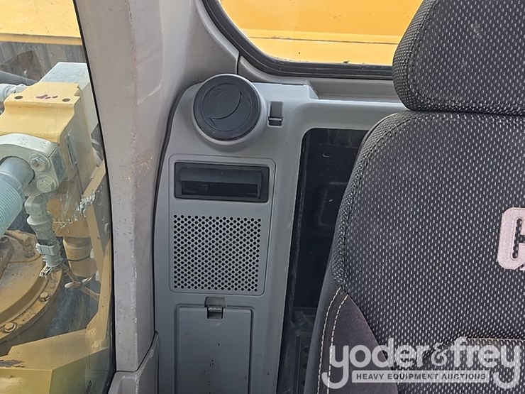 2019-caterpillar-336-image-75