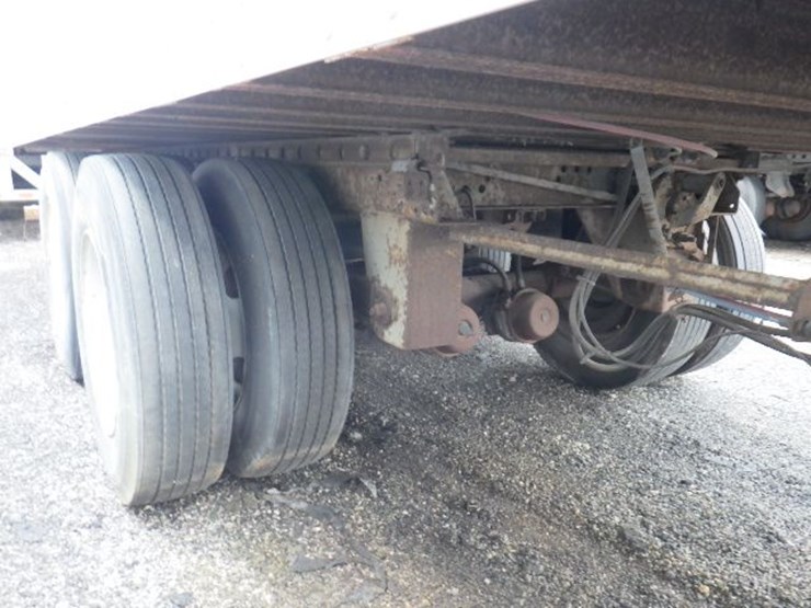 2018-strick-van-image-7