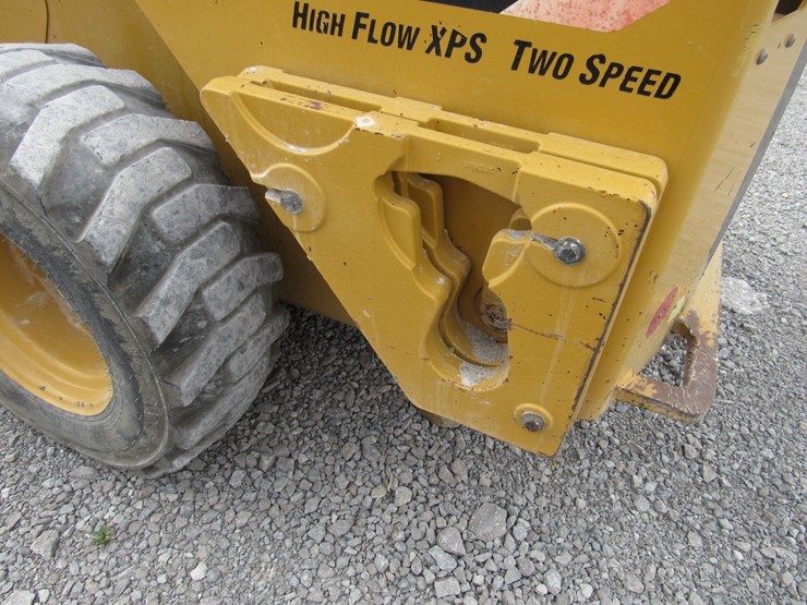 caterpillar-262d-image-26