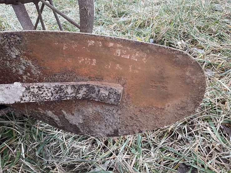 two-bottom-oliver-plow-image-9