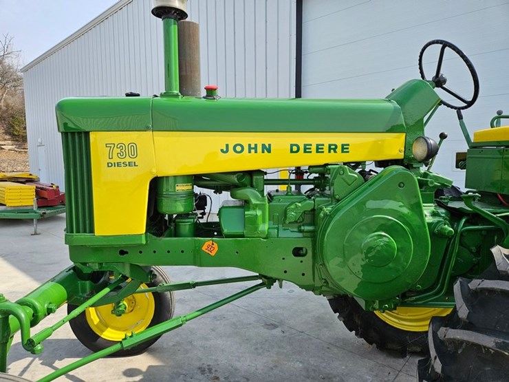 1959-john-deere-730-image-9