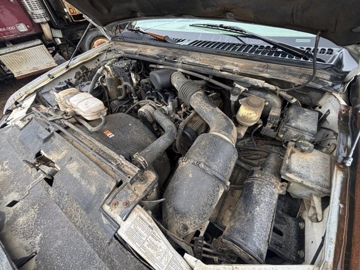 2001-ford-f350-image-26