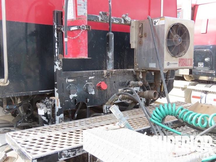 2015-western-star-4900-image-5