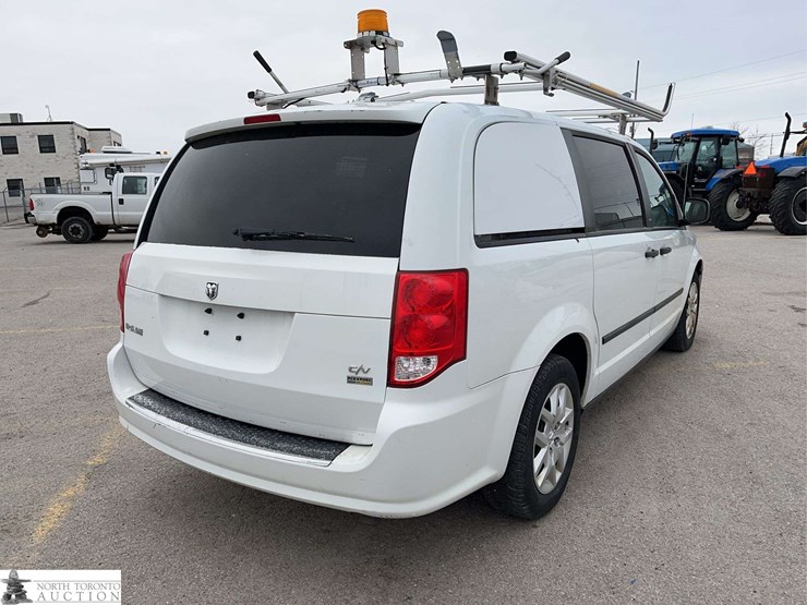 2014-ram-c/v-image-5