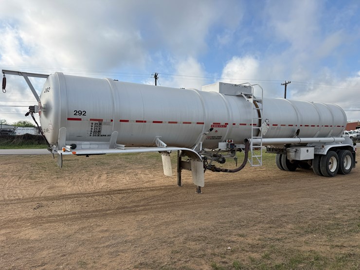 2011-stephens-200bbl-crude-tanker-image-1