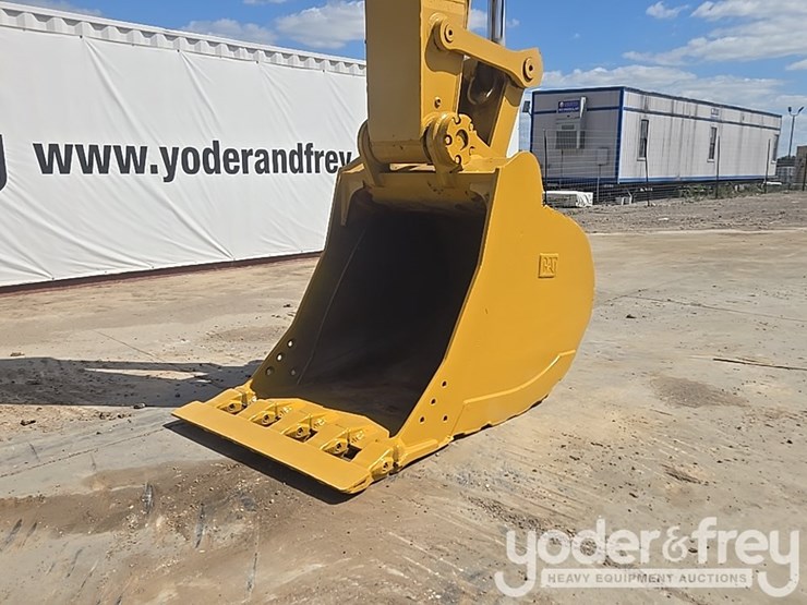 2017-caterpillar-336fl-image-21