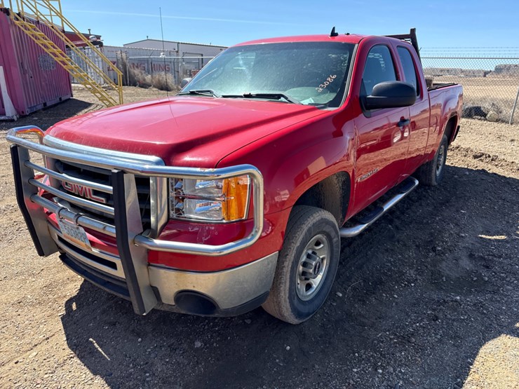 2009-gmc-sierra-2500hd-image-1