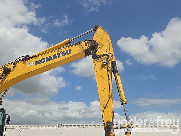 2015-komatsu-pc490-lc-11-image-35