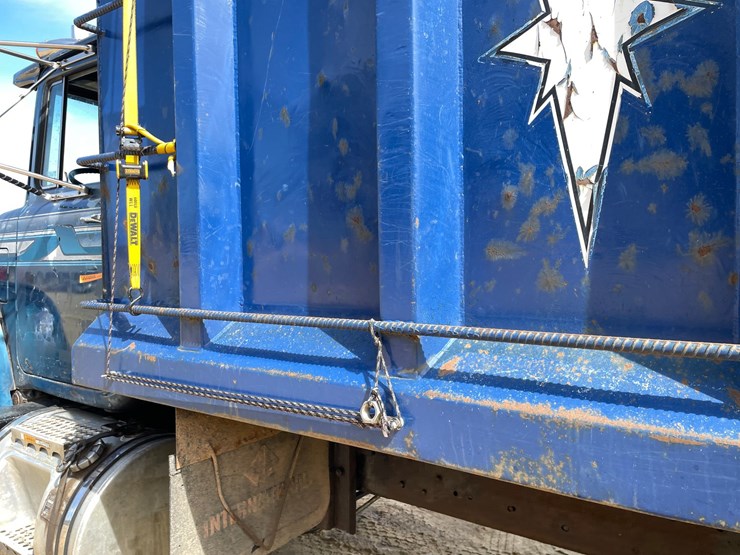 #401-•-1991-mack-rb688s-dump-truck-(has-mn-title)-image-33