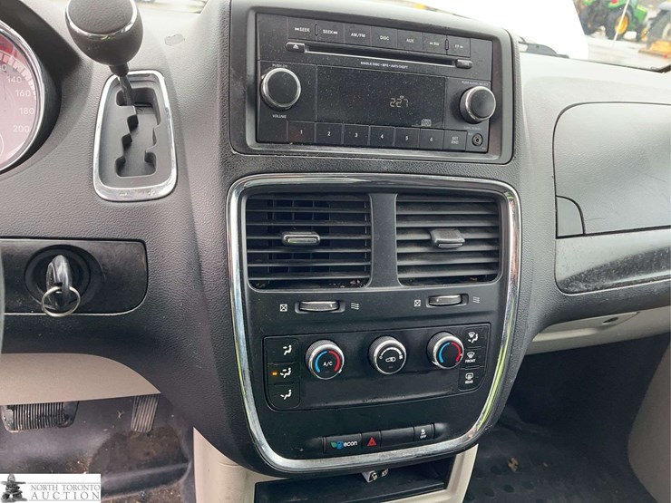 2014-ram-c/v-image-12