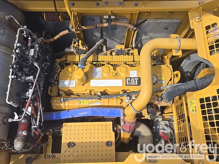 2017-caterpillar-336fl-image-48