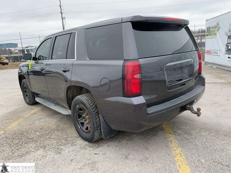 2015-chevrolet-tahoe-image-7