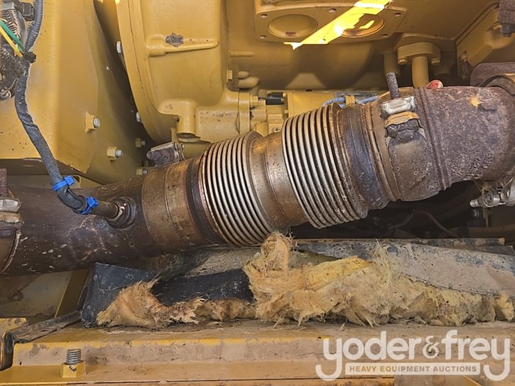 2019-caterpillar-336-image-71