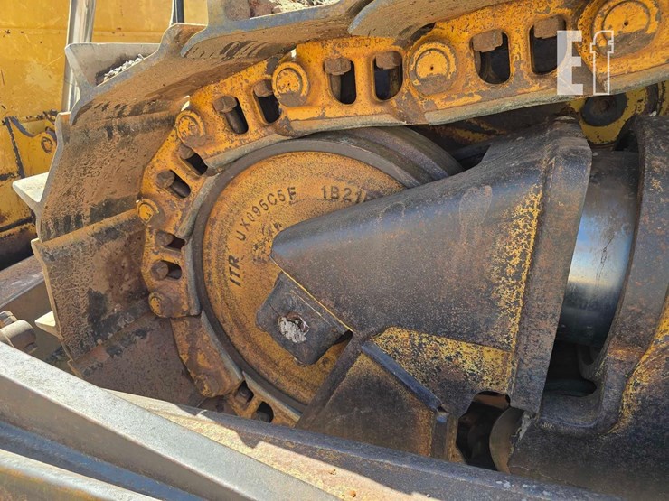 2006-caterpillar-d6r-iii-image-26