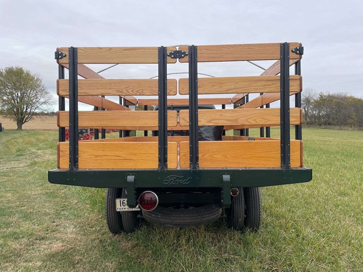 1939-ford-flatbed-image-4