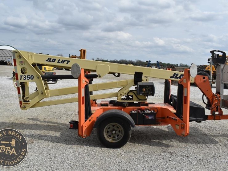 2018-jlg-t350-image-8