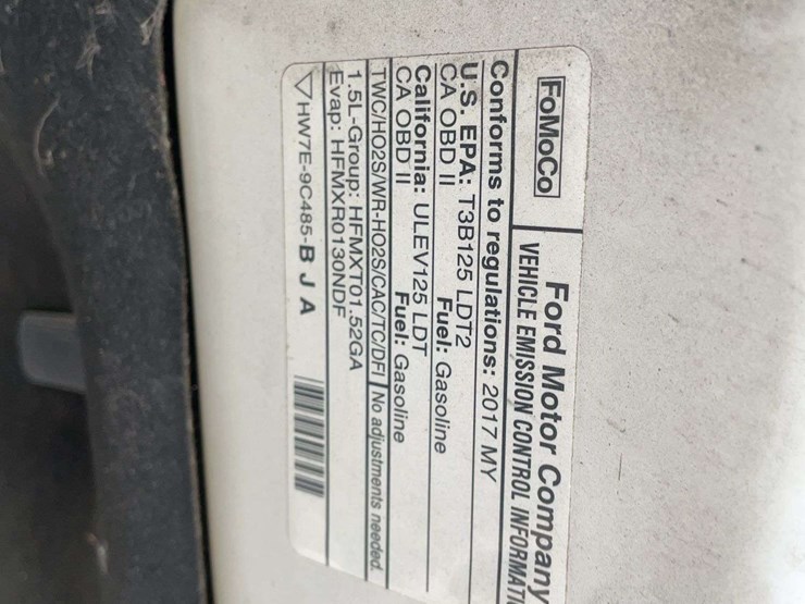 2017-ford-escape-image-17