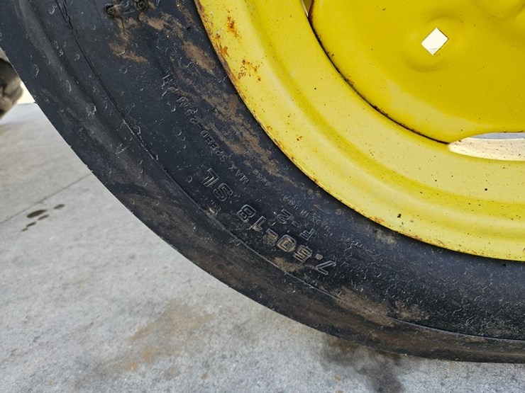 john-deere-r-image-40