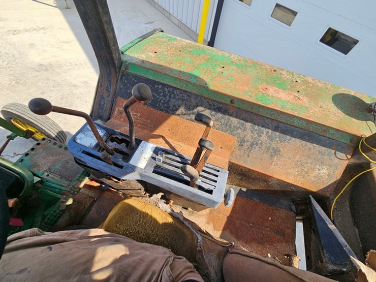 1982-john-deere-4240-image-30