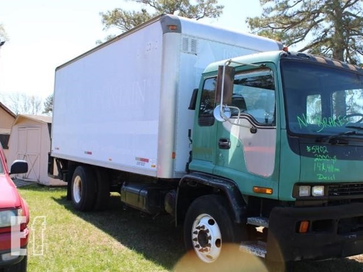 2000-isuzu-ftr-image-1