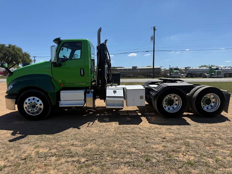 2018-international-lt-image-9