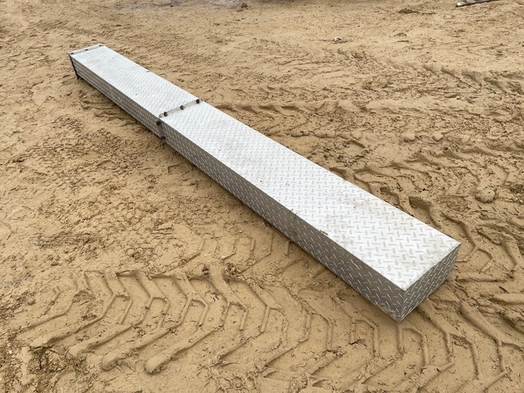 #3925-•-aluminum-truck-box-image-4