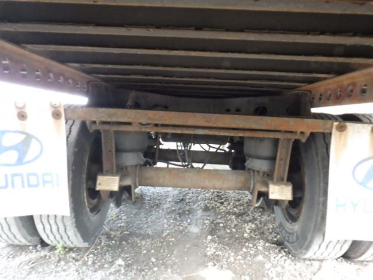 2014-hyundai-translead-image-18