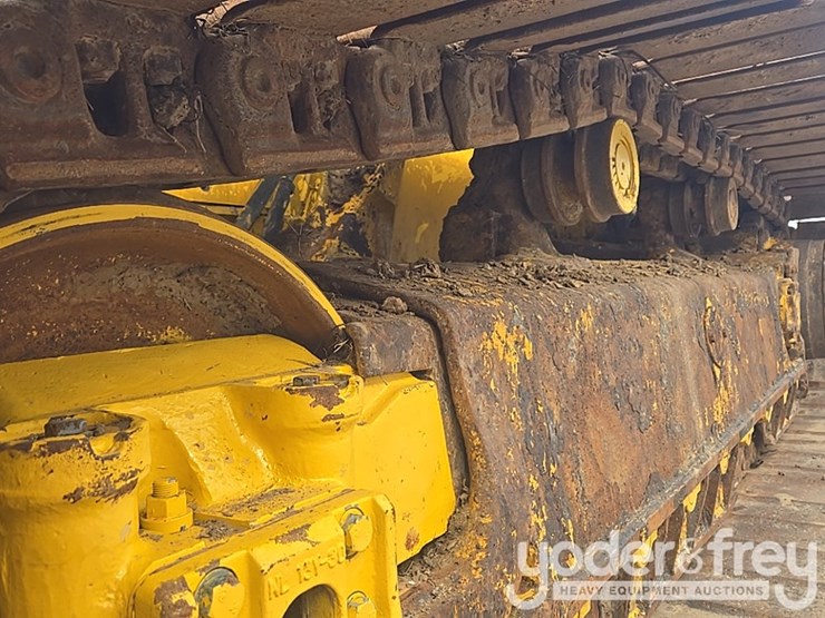 2014-komatsu-d61px-23-image-15