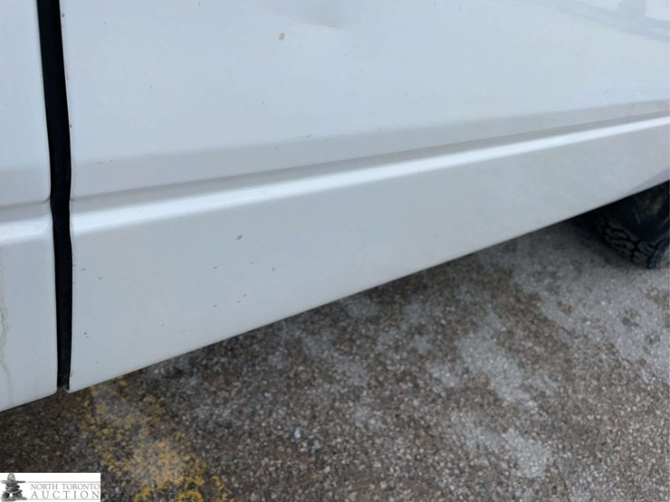 2014-ford-f150-image-32