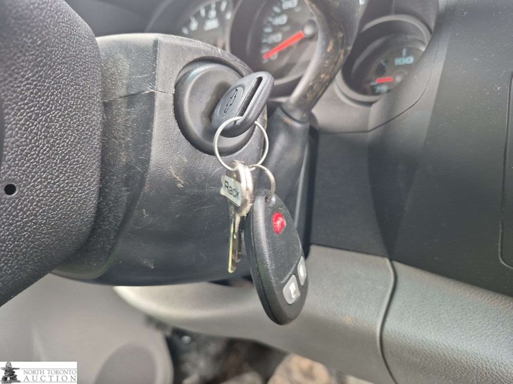 2013-chevrolet-silverado-1500-image-16