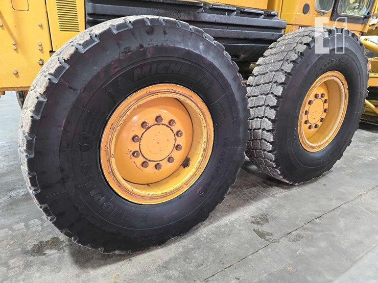 2006-caterpillar-143h-image-34