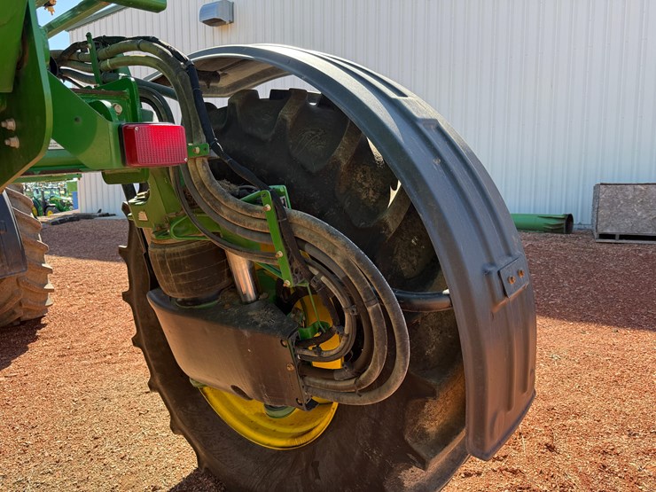 2015-john-deere-r4038-image-58