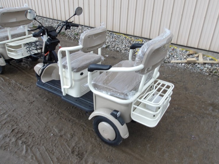 #7338-•-irgc40-mini-golf-cart-image-4