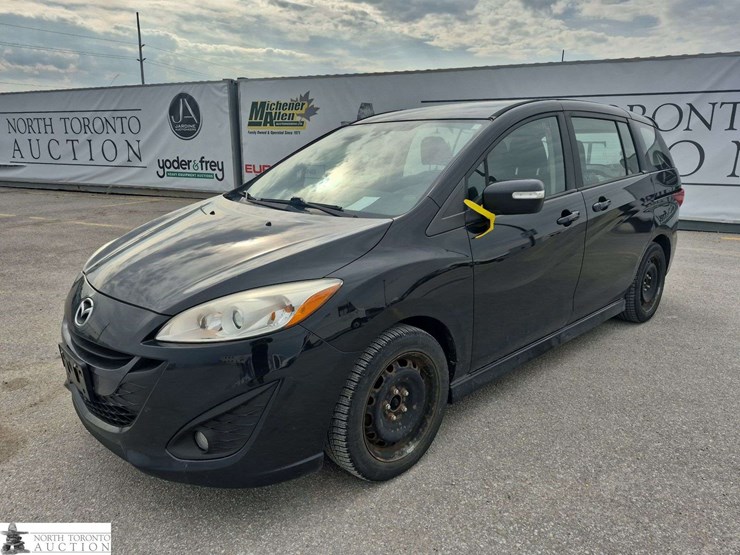 2014-mazda-mazda5-image-1