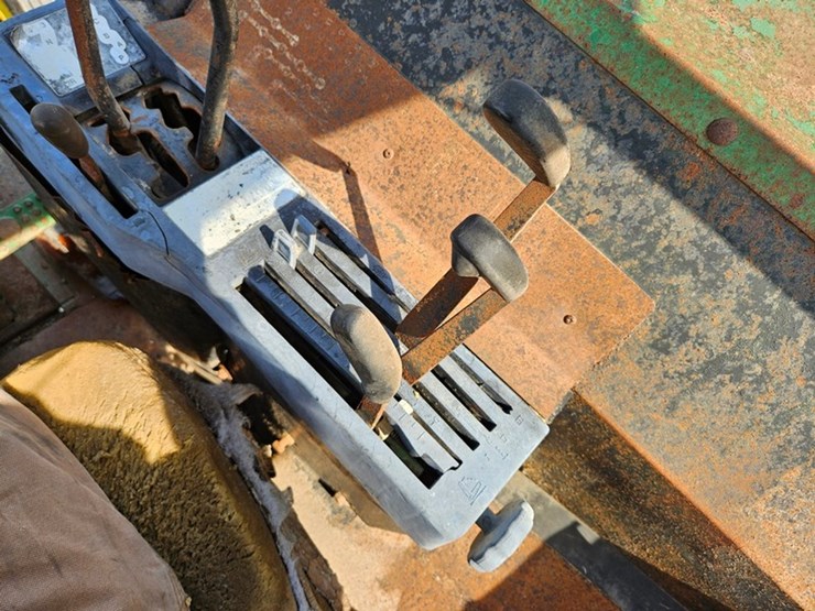 1982-john-deere-4240-image-31