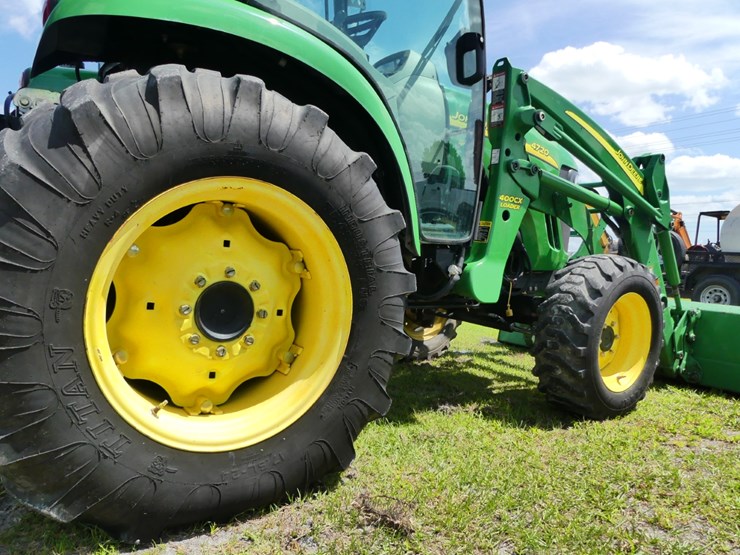 2010-john-deere-4720-image-9