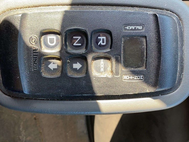 2013-international-durastar-4300-image-12