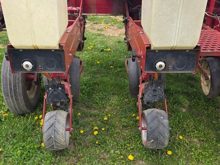 international-800-image-13