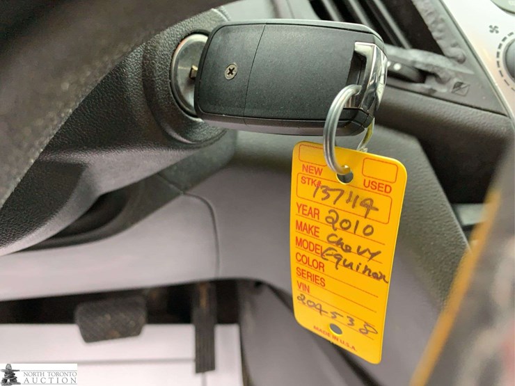 2010-chevrolet-equinox-image-14