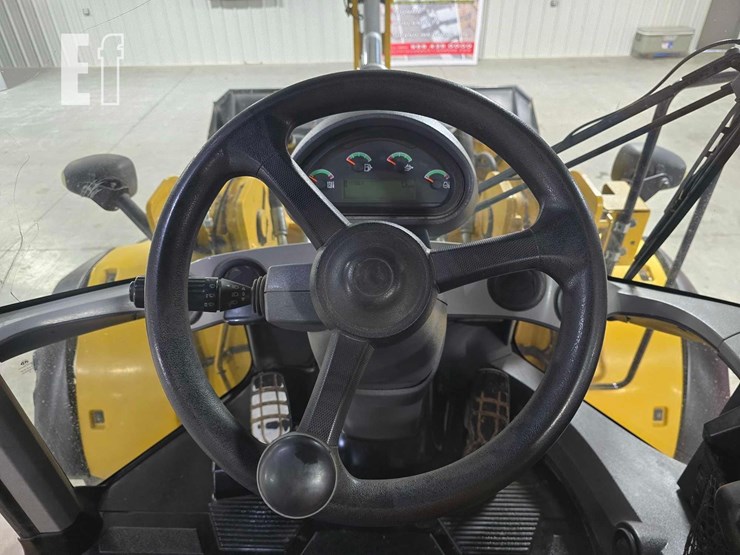 2019-caterpillar-938m-image-15