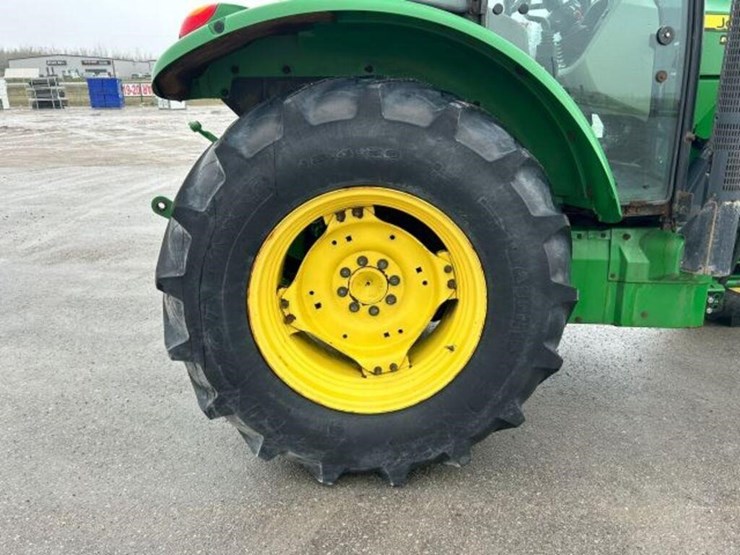 2016-john-deere-5085e-image-60