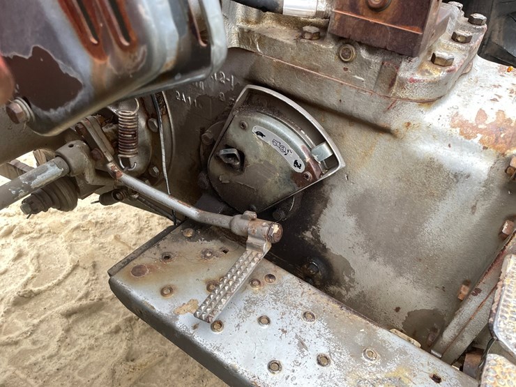 massey-ferguson-230-image-26